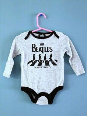 The Beatles Abbey Road Gray & Black Baby Bodysuit Onesie 6-12m